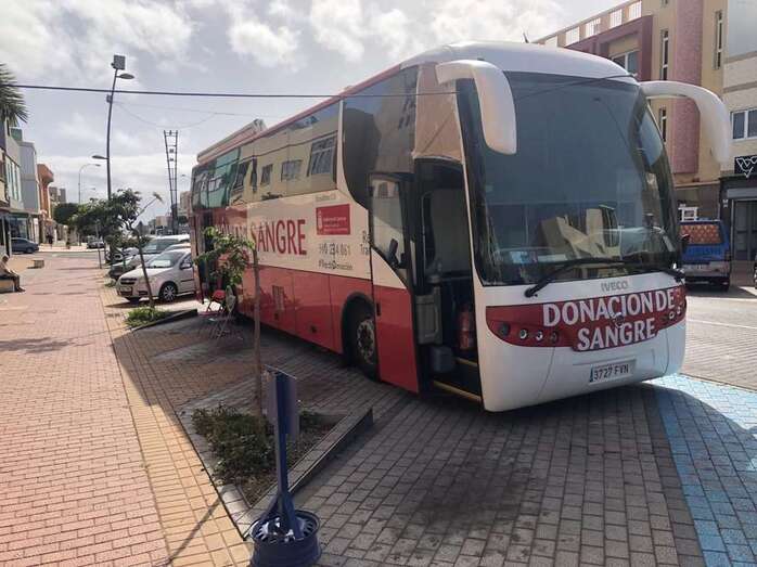 El municipio de Ingenio acoge una unidad móvil del Instituto Canario de Hemodonación y Hemoterapia / TA